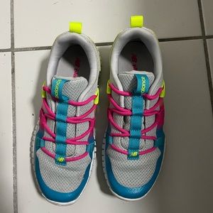 New Balance Kids shoes. Size 5,5. 23,5 cm adult size 7
